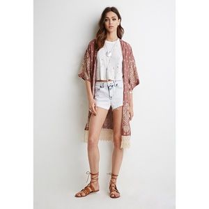 Beach washed•bleached shorts•